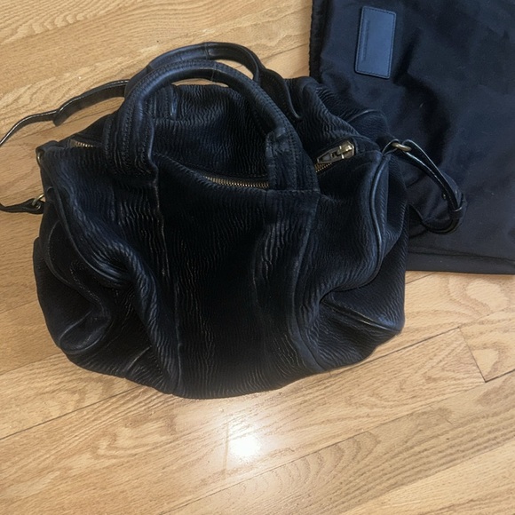 Alexander Wang black pebble leather satchel (2 leather handles) w/gold grommets - Picture 5 of 14